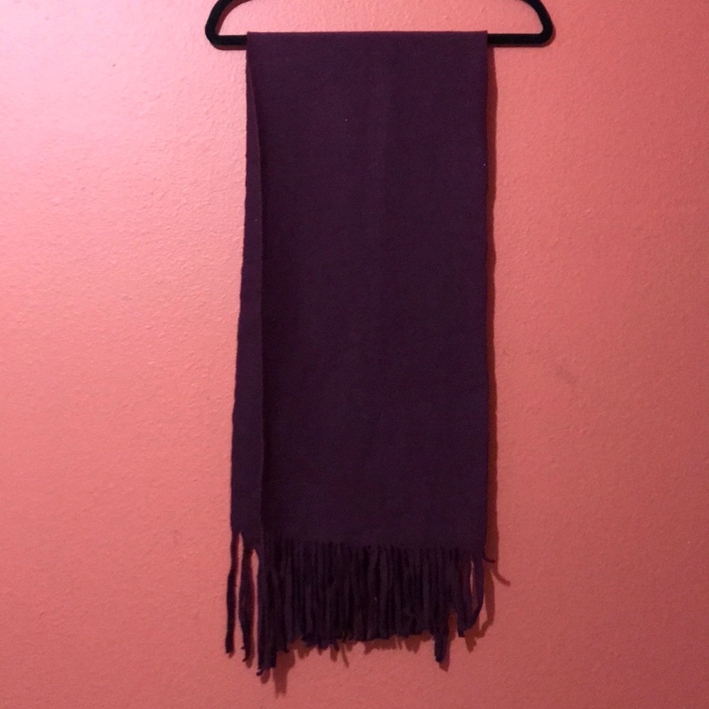 Scarf - Picture 3 of 6